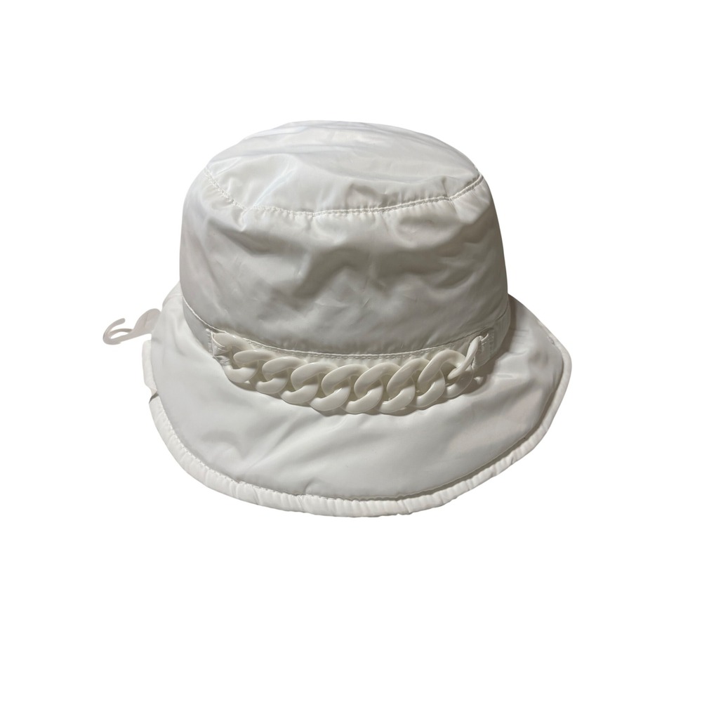 Madden NYC White Puffer Bucket Hat with Tonal Chain Link Detail NWT
